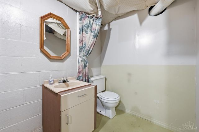 5719 Kiefer Court, Cincinnati, OH 45224