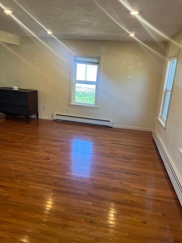 133 Pond St, Sharon, MA 02067