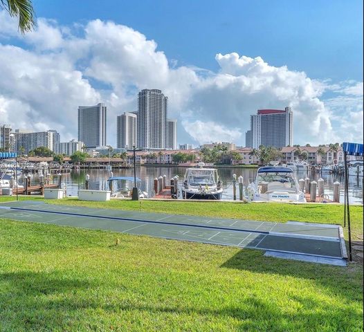 2500 Parkview Dr 821, Hallandale Beach, FL 33009