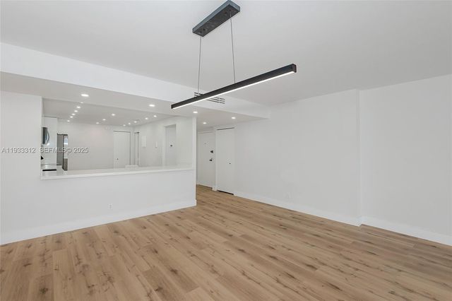 2500 Parkview Dr 821, Hallandale Beach, FL 33009