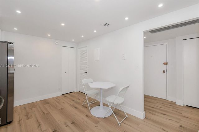 2500 Parkview Dr 821, Hallandale Beach, FL 33009