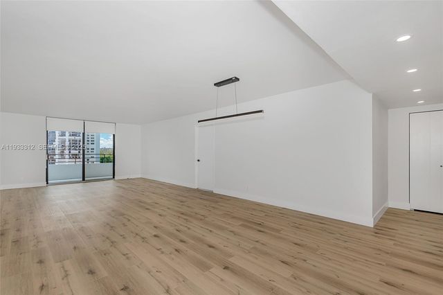 2500 Parkview Dr 821, Hallandale Beach, FL 33009