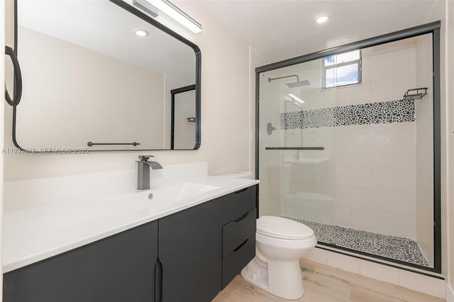 2500 Parkview Dr 821, Hallandale Beach, FL 33009