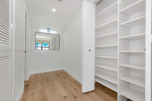 2500 Parkview Dr 821, Hallandale Beach, FL 33009