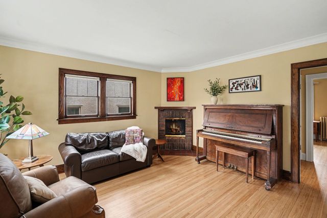 1234 Berkeley Avenue, Saint Paul, MN 55105