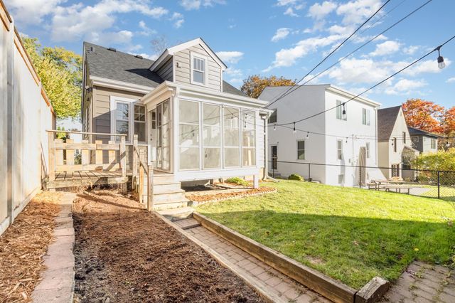 1234 Berkeley Avenue, Saint Paul, MN 55105