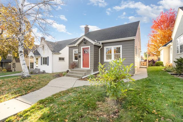 1234 Berkeley Avenue, Saint Paul, MN 55105