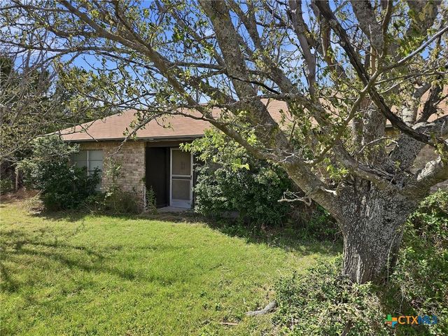 880 County Road 158, Evant, TX 76525