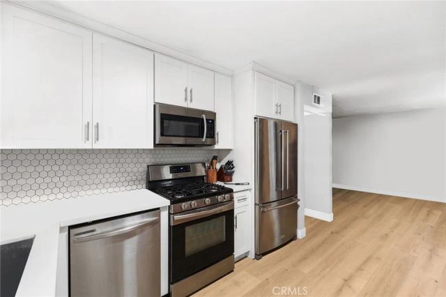 395 Calle Mariposa, Oceanside, CA 92057