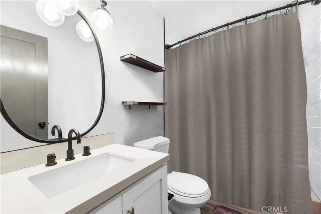 395 Calle Mariposa, Oceanside, CA 92057
