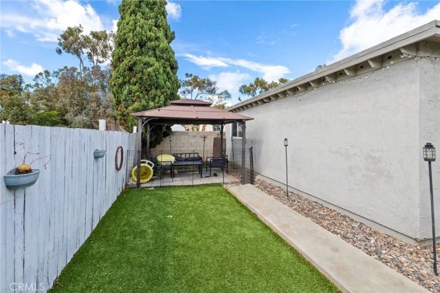395 Calle Mariposa, Oceanside, CA 92057