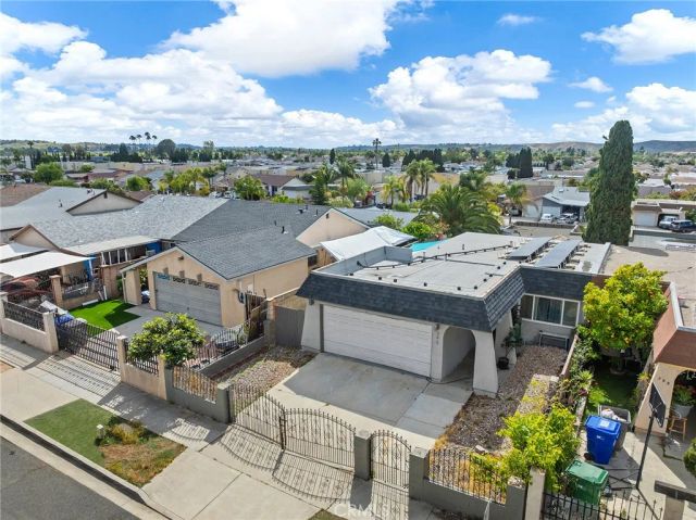 395 Calle Mariposa, Oceanside, CA 92057