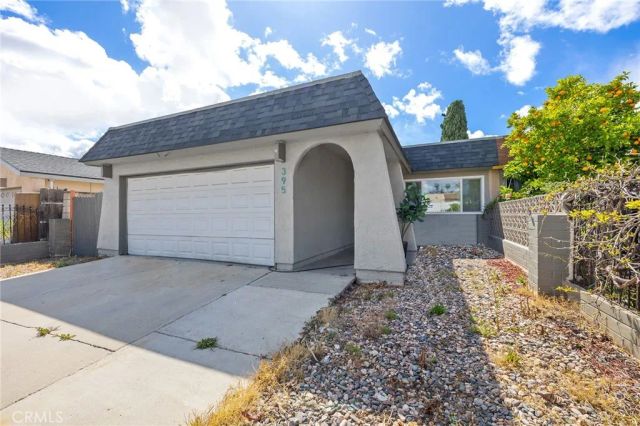 395 Calle Mariposa, Oceanside, CA 92057