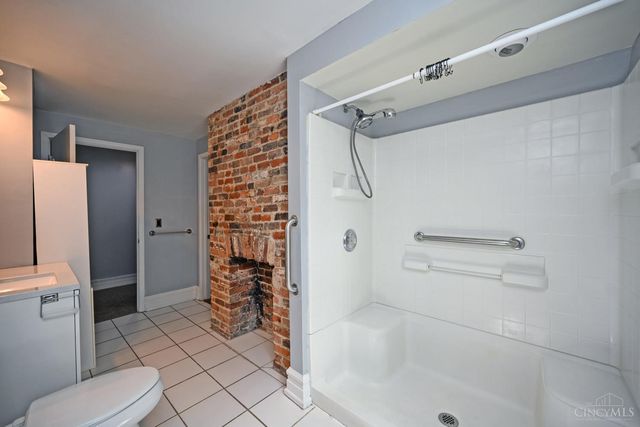 3315 Jefferson Avenue, Cincinnati, OH 45220