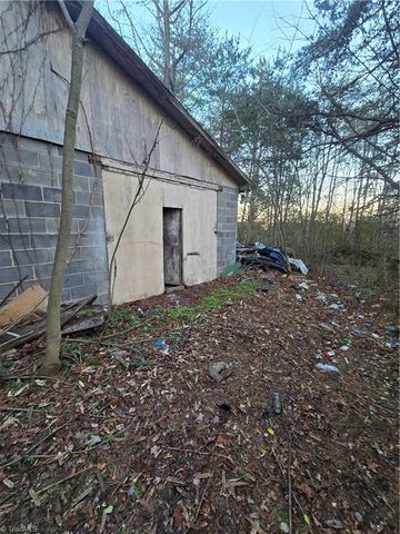 2108 Grooms Road, Reidsville, NC 27320