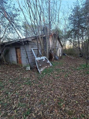 2108 Grooms Road, Reidsville, NC 27320