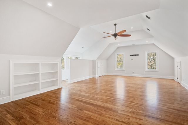 10 Woodhill Road, Wilton, CT 06897