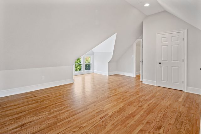 10 Woodhill Road, Wilton, CT 06897