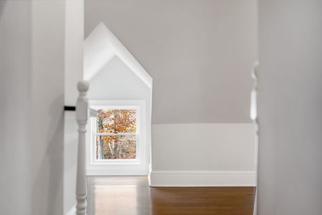 10 Woodhill Road, Wilton, CT 06897