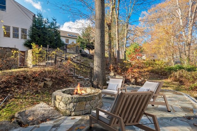 10 Woodhill Road, Wilton, CT 06897