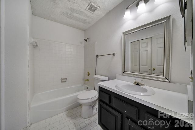 308 Queens Road 31, Charlotte, NC 28204