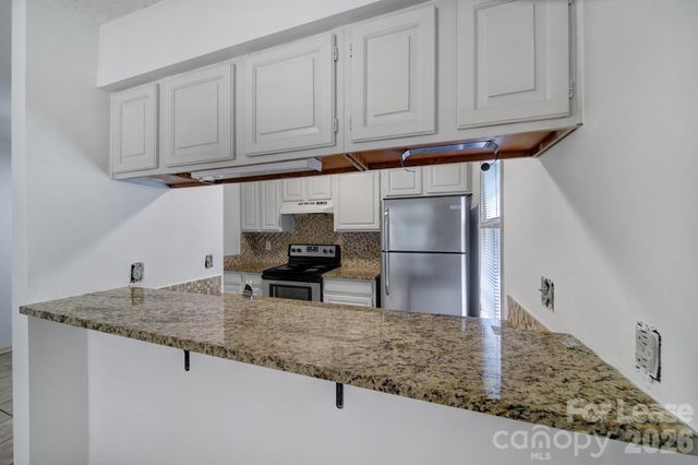 308 Queens Road 31, Charlotte, NC 28204