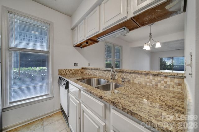 308 Queens Road 31, Charlotte, NC 28204