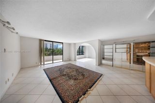 600 Three Islands Blvd 212, Hallandale Beach, FL 33009