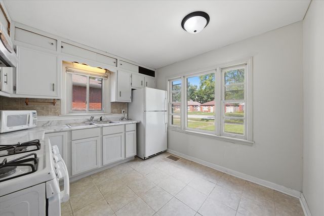 14840 Langley Avenue, Dolton, IL 60419