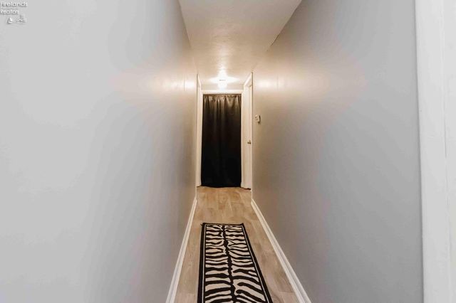 301 Schiller Avenue, Sandusky, OH 44870