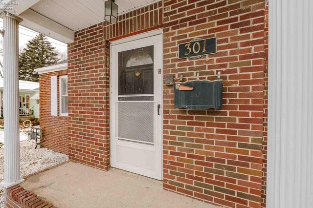 301 Schiller Avenue, Sandusky, OH 44870