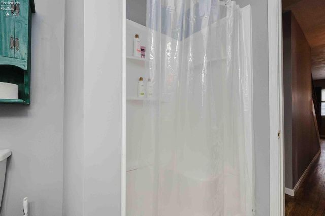 301 Schiller Avenue, Sandusky, OH 44870