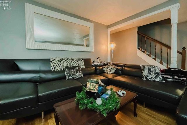 301 Schiller Avenue, Sandusky, OH 44870