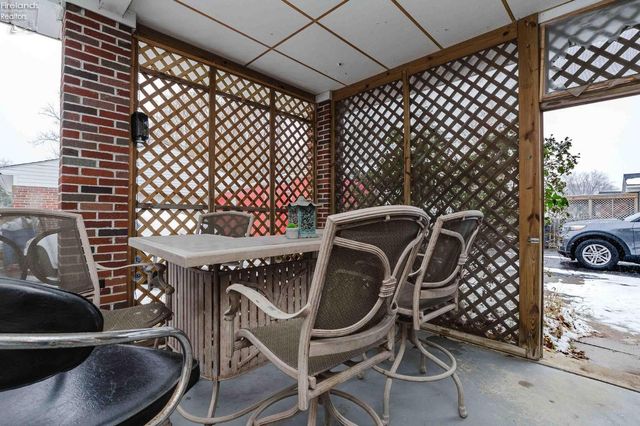 301 Schiller Avenue, Sandusky, OH 44870