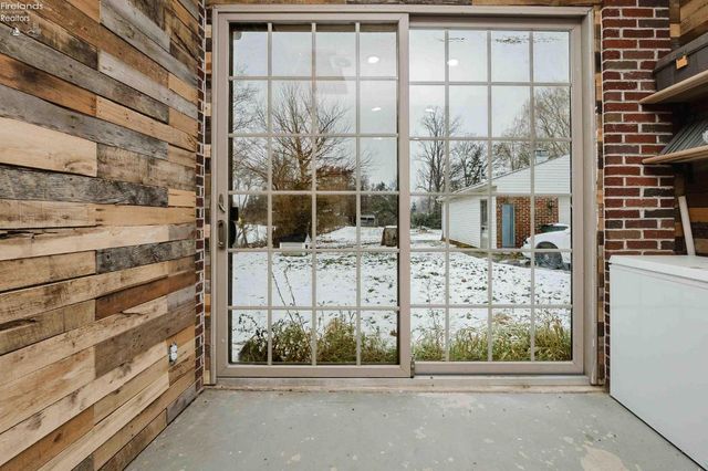 301 Schiller Avenue, Sandusky, OH 44870