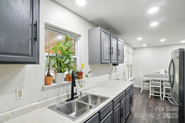 244 E East Avenue, Monroe, NC 28110