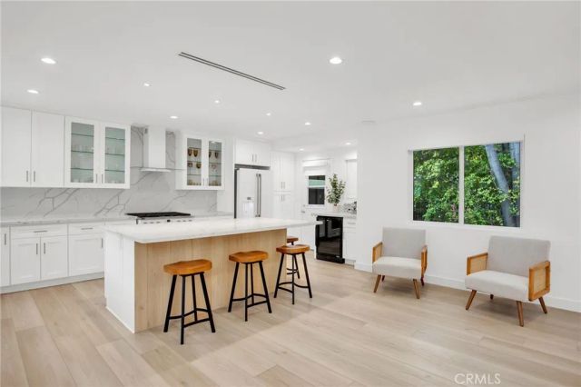 937 Misty Isle Drive, Glendale, CA 91207