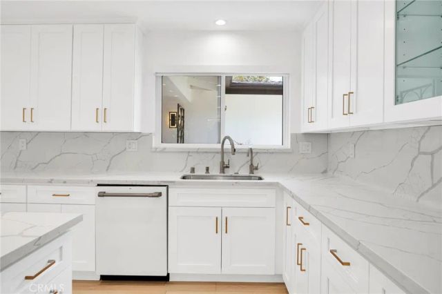 937 Misty Isle Drive, Glendale, CA 91207