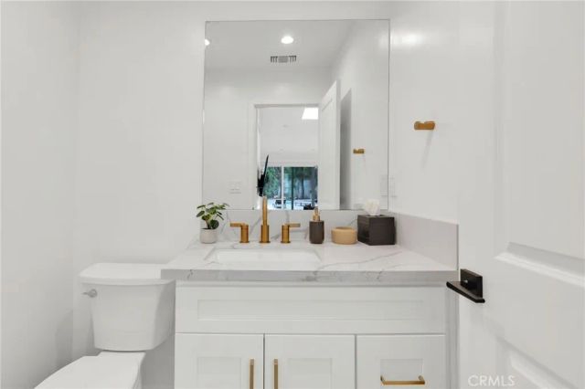 937 Misty Isle Drive, Glendale, CA 91207