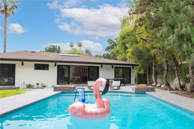 937 Misty Isle Drive, Glendale, CA 91207