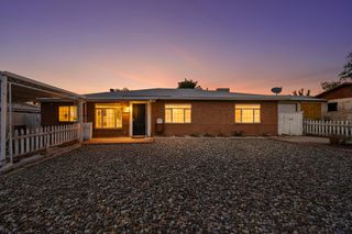 8623 Menaul Boulevard NE, Albuquerque, NM 87112