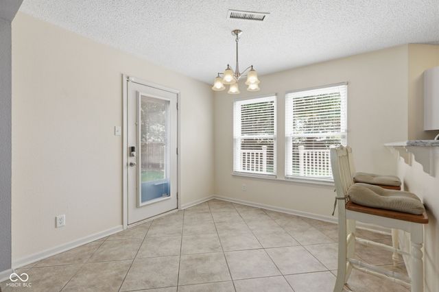 10215 Lothbury Circle, Fishers, IN 46037