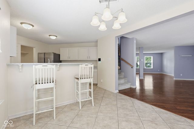10215 Lothbury Circle, Fishers, IN 46037