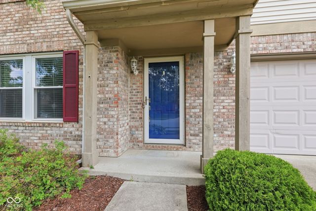 10215 Lothbury Circle, Fishers, IN 46037