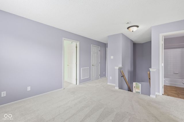 10215 Lothbury Circle, Fishers, IN 46037