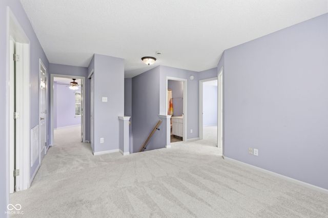 10215 Lothbury Circle, Fishers, IN 46037