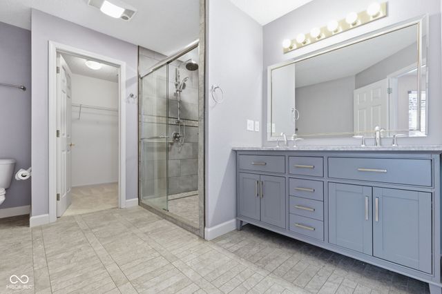 10215 Lothbury Circle, Fishers, IN 46037
