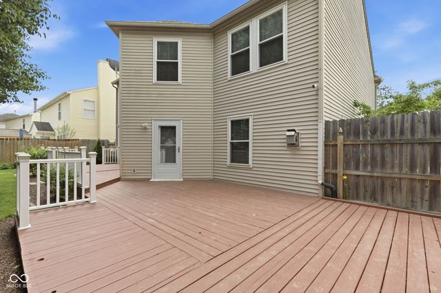 10215 Lothbury Circle, Fishers, IN 46037