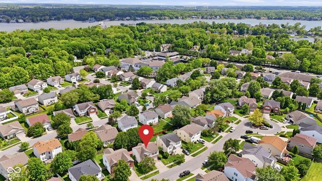10215 Lothbury Circle, Fishers, IN 46037