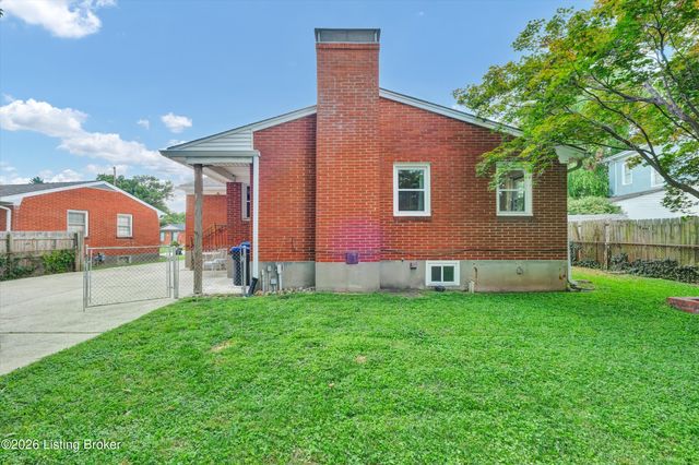 3612 Rosemont Ct, Louisville, KY 40218
